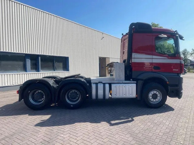 Mercedes-Benz Actros 2653 6x4 Blatt / Luft / Luft Low km! - Камион влекач: слика 5 Mercedes-Benz Actros 2653 6x4 Blatt / Luft / Luft Low km! - Камион влекач: слика 5