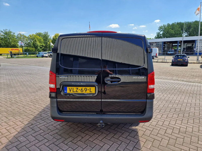 Mercedes-Benz Vito 110 CDI e6 Lang Airco Cruise control Bj: 10-2021 1e eigenaar - Мало комбе: слика 4 Mercedes-Benz Vito 110 CDI e6 Lang Airco Cruise control Bj: 10-2021 1e eigenaar - Мало комбе: слика 4
