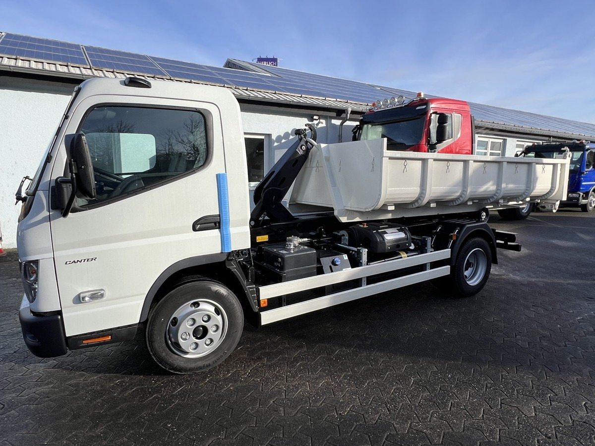 Нов Камион со кука за подигање FUSO Canter FUSO 7C18 City Abrollkipper: слика 14