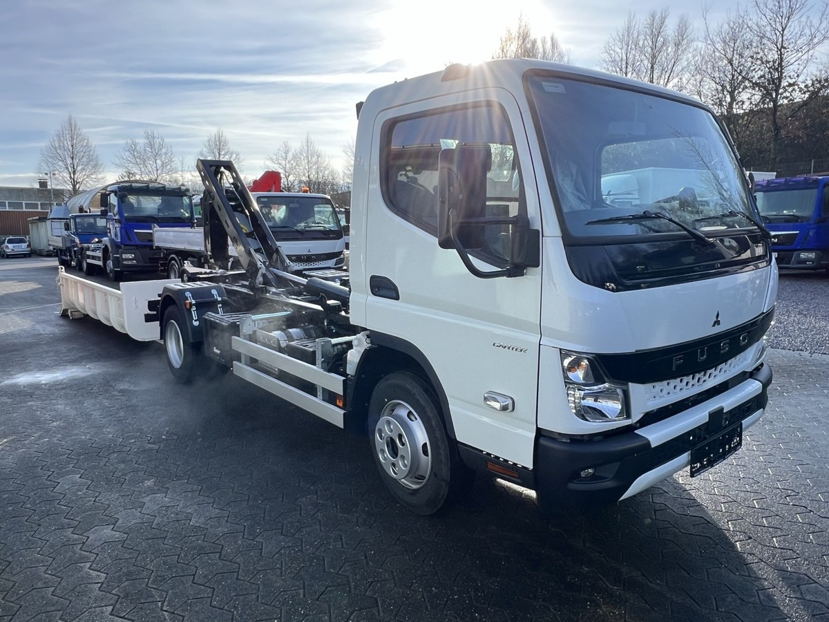 Нов Камион со кука за подигање FUSO Canter FUSO 7C18 City Abrollkipper: слика 6
