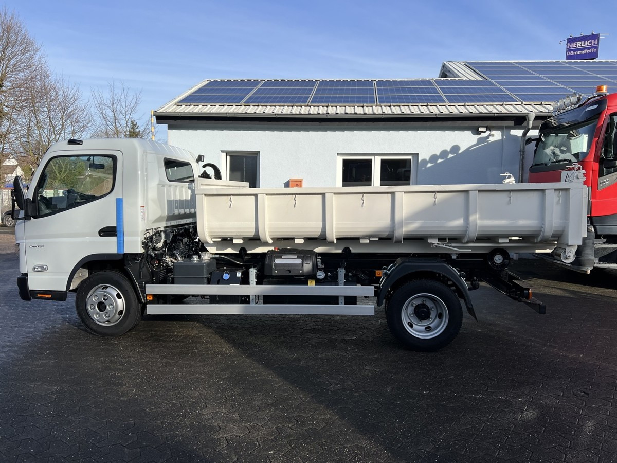 Нов Камион со кука за подигање FUSO Canter FUSO 7C18 City Abrollkipper: слика 11