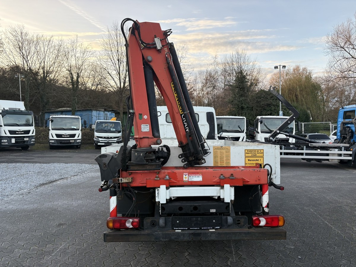 FUSO FUSO 7C18 Canter Pritsche 3.8m Kran 2x hydr. - Комбе со отворен сандак: слика 5 FUSO FUSO 7C18 Canter Pritsche 3.8m Kran 2x hydr. - Комбе со отворен сандак: слика 5