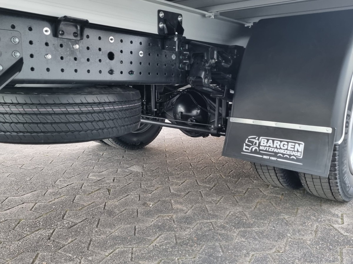 Лизинг на FUSO FUSO 9C18 Canter Alu Pritsche 7.1m NL 3670kg! FUSO FUSO 9C18 Canter Alu Pritsche 7.1m NL 3670kg!: слика 11