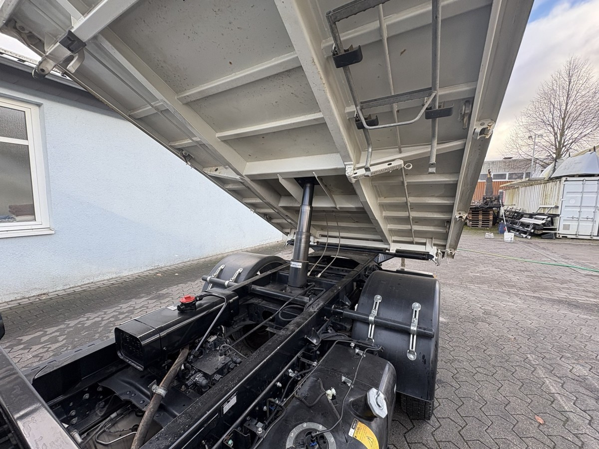 FUSO Meiller 3-Seiten Kipper Aufbau Bj. 2023 - Комби кипер: слика 2 FUSO Meiller 3-Seiten Kipper Aufbau Bj. 2023 - Комби кипер: слика 2