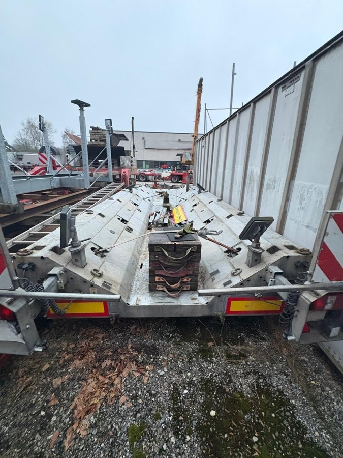 M+S Baumechanik - YT3/16 Bootstransporter - Полуприколка за низок утовар: слика 4 M+S Baumechanik - YT3/16 Bootstransporter - Полуприколка за низок утовар: слика 4