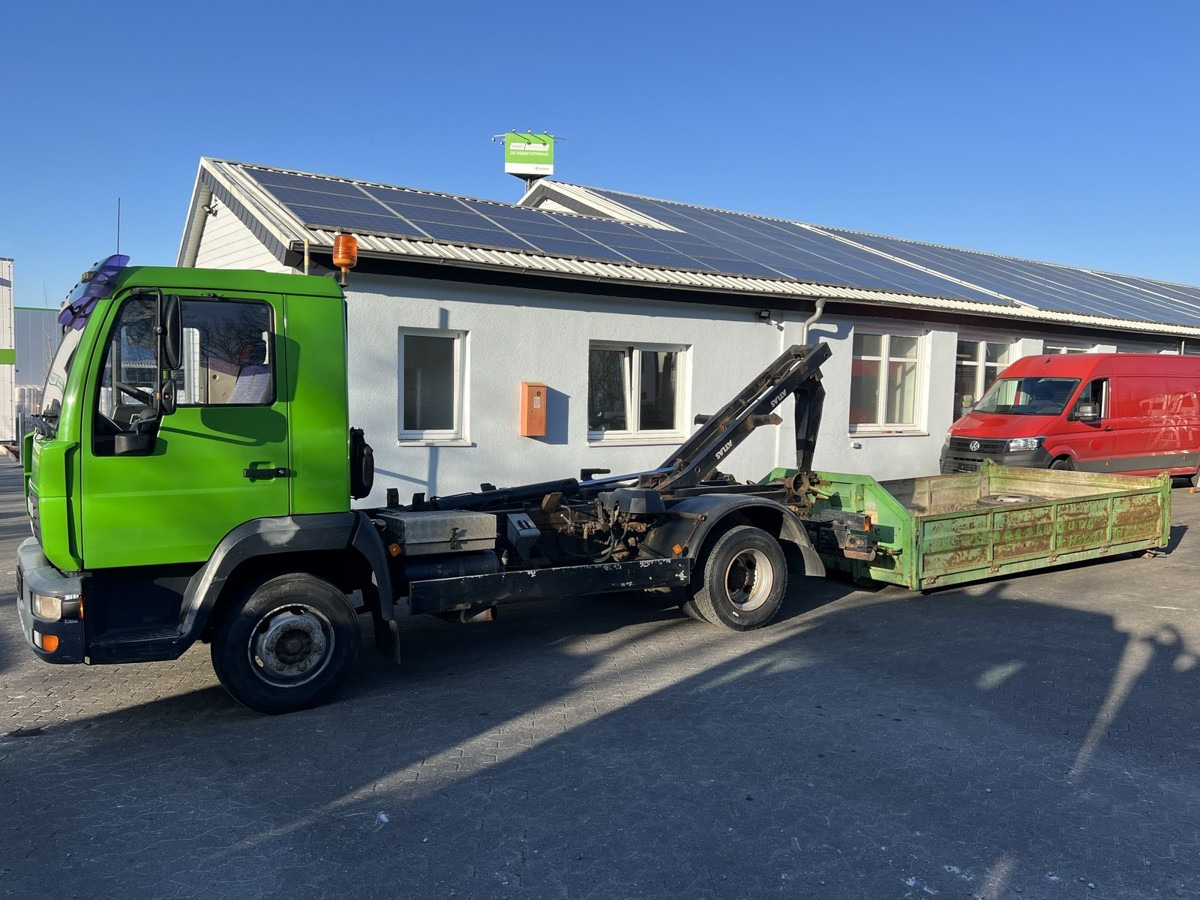 MAN 8.224 L2000 City Abrollkipper Atlas ARK52A inkl. - Камион со кука за подигање: слика 5 MAN 8.224 L2000 City Abrollkipper Atlas ARK52A inkl. - Камион со кука за подигање: слика 5