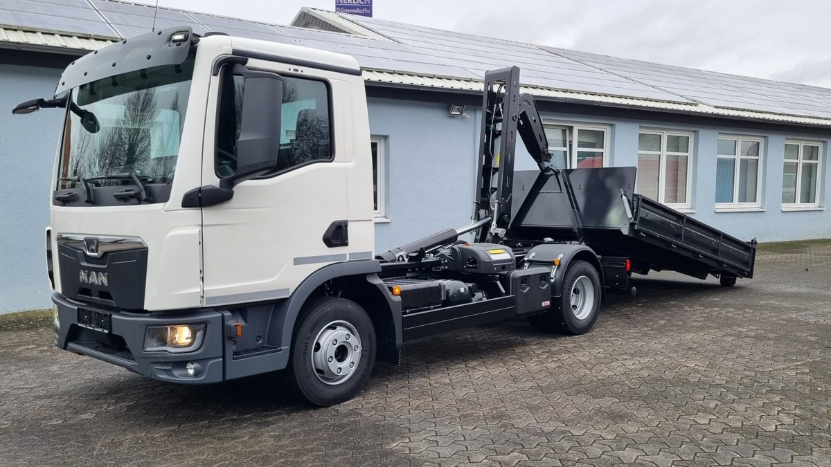MAN TGL 12.220 BL NEU City Abrollkipper 8t TipMatic - Камион со кука за подигање: слика 3 MAN TGL 12.220 BL NEU City Abrollkipper 8t TipMatic - Камион со кука за подигање: слика 3