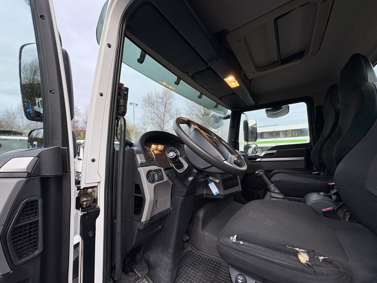 Камион со кука за подигање MAN TGL 8.220 BB City Abrollkipper Aut., 2 x AHK sof: слика 10