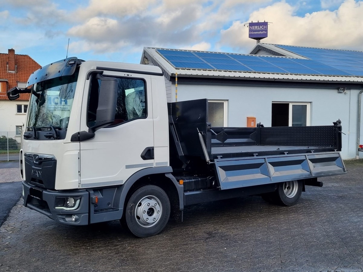 MAN TGL 8.220 BL City Abollkipper 6t Powermatic AHK2 - Камион со кука за подигање: слика 2 MAN TGL 8.220 BL City Abollkipper 6t Powermatic AHK2 - Камион со кука за подигање: слика 2