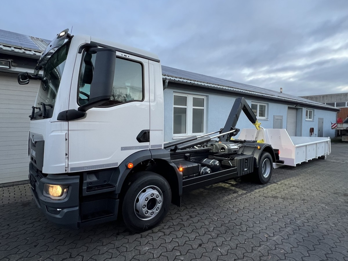 MAN TGM 15.290 BL Abrollkipper PowerMatic Standheiz. - Камион со кука за подигање: слика 5 MAN TGM 15.290 BL Abrollkipper PowerMatic Standheiz. - Камион со кука за подигање: слика 5