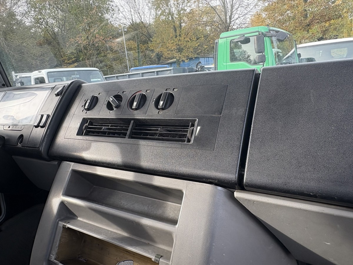 Комбе со отворен сандак MERCEDES-BENZ Vario 816D Alupritsche 1 Hand: слика 16 Комбе со отворен сандак MERCEDES-BENZ Vario 816D Alupritsche 1 Hand: слика 16