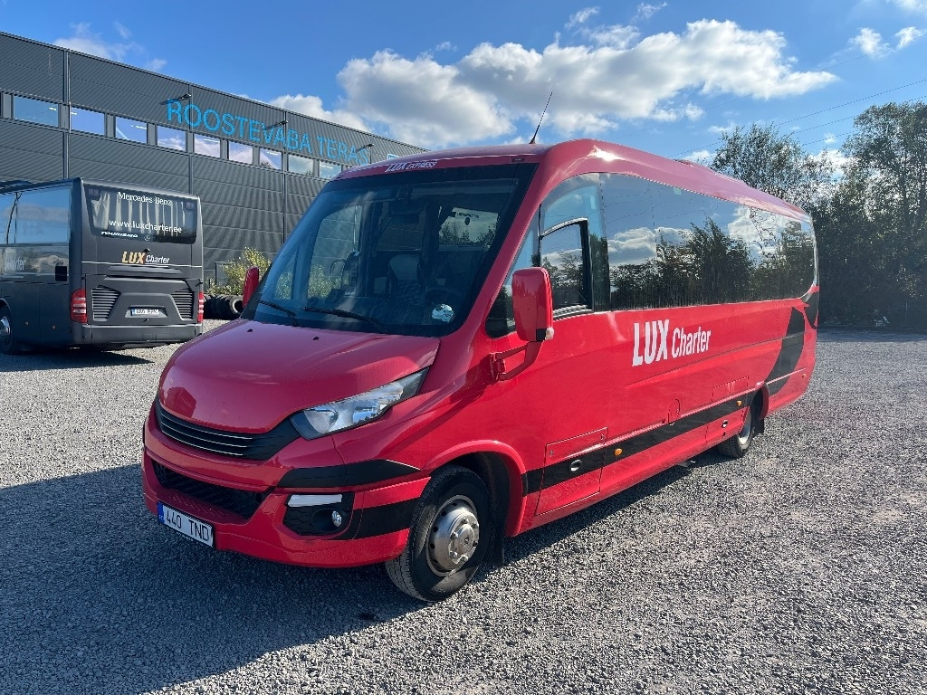 Iveco FERQUI SUNRISE - Минибус, Патничко комбе: слика 2 Iveco FERQUI SUNRISE - Минибус, Патничко комбе: слика 2