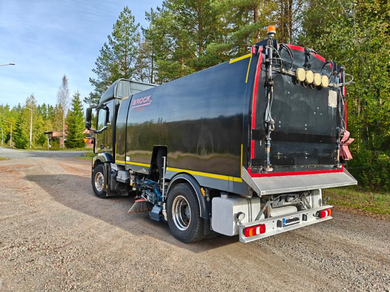 Brock SL280/2 MB Actros 1833 - Возило за метење: слика 4 Brock SL280/2 MB Actros 1833 - Возило за метење: слика 4