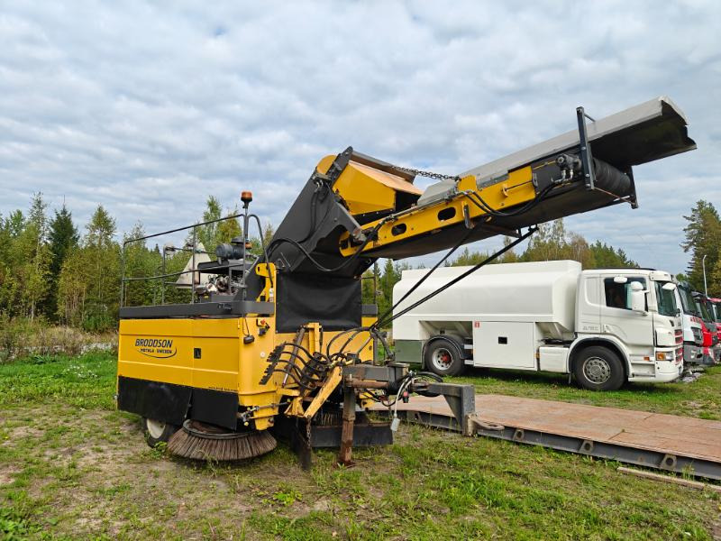Broddson Skandia - Возило за метење: слика 1 Broddson Skandia - Возило за метење: слика 1