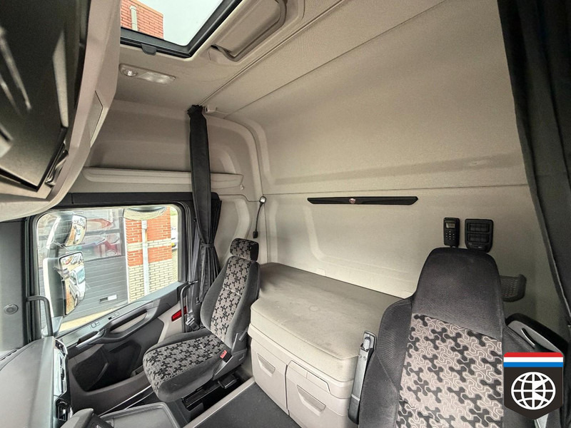 Камион влекач Scania R 580 RETARDER / 2 X TANK / 4 UNITS AVAILABLE: слика 10