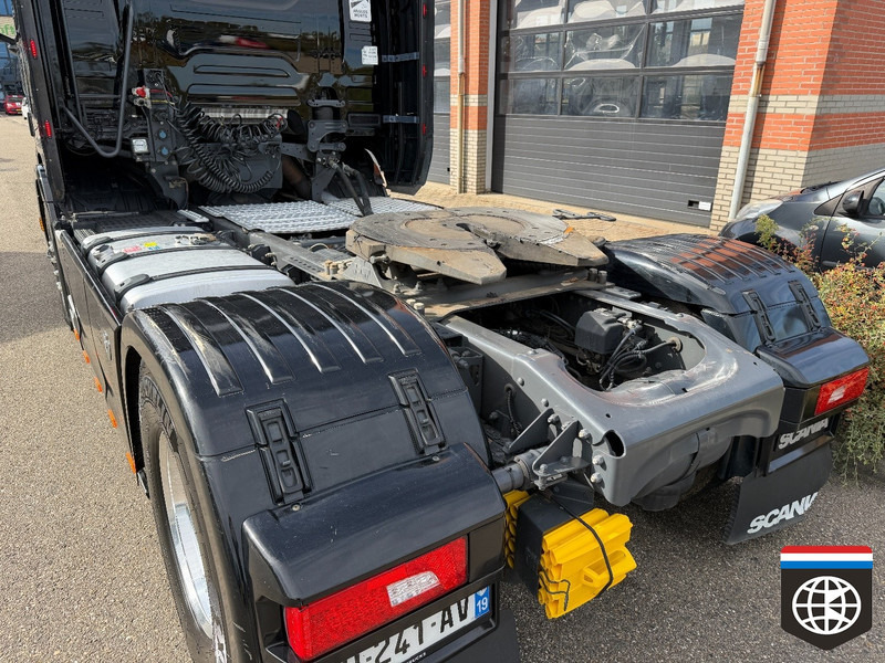 Scania R 580 RETARDER / HYDRAULIC / LEATHER / TACHO2 - Камион влекач: слика 5 Scania R 580 RETARDER / HYDRAULIC / LEATHER / TACHO2 - Камион влекач: слика 5
