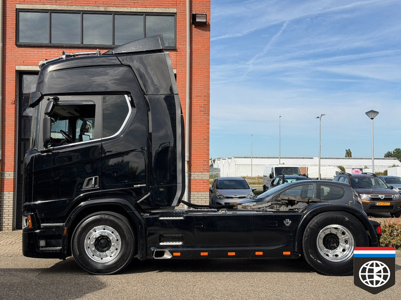 Scania R 580 RETARDER / HYDRAULIC / LEATHER / TACHO2 - Камион влекач: слика 3 Scania R 580 RETARDER / HYDRAULIC / LEATHER / TACHO2 - Камион влекач: слика 3