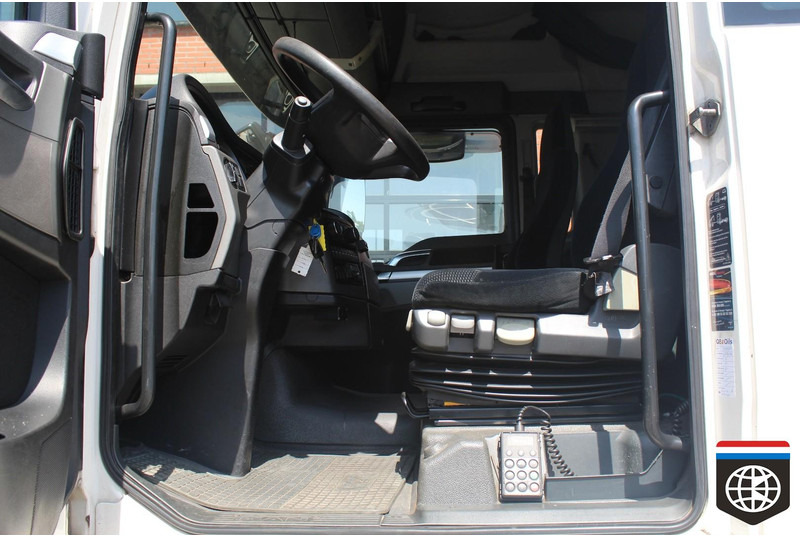 Камион со церада MAN TGX 26 440 RETARDER - NIGHT A/C: слика 9