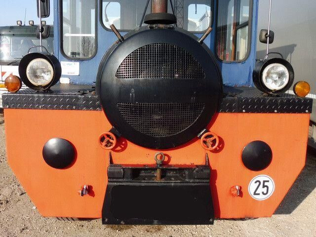 Cordes Zugmaschine (Lokomotive) Personenanhänger - Патнички вагон автобус: слика 3 Cordes Zugmaschine (Lokomotive) Personenanhänger - Патнички вагон автобус: слика 3