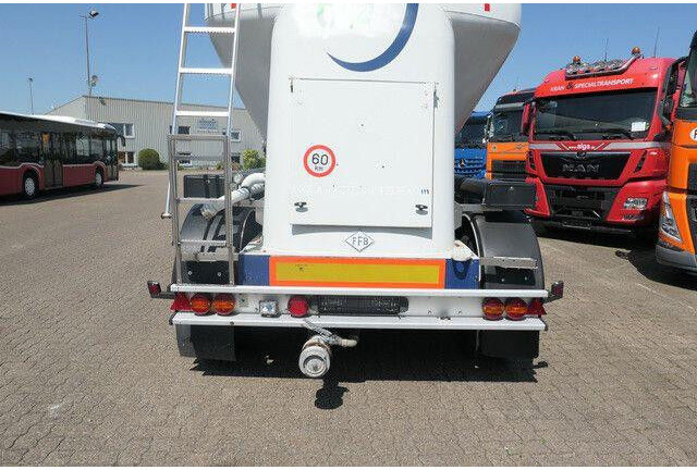 Feldbinder EUT 37.5, 1 Kammer, 37m³, 5x am Lager,Alu-Felgen - Полуприколка цистерна: слика 5 Feldbinder EUT 37.5, 1 Kammer, 37m³, 5x am Lager,Alu-Felgen - Полуприколка цистерна: слика 5