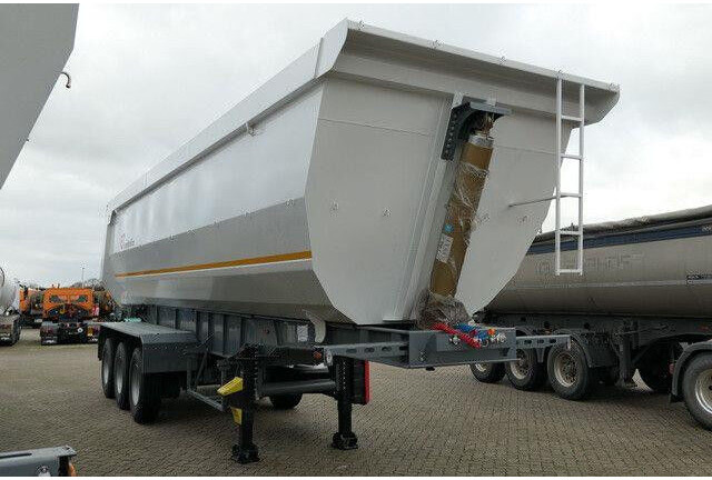 Hardox, 42m³, gr. Achsen, Ideal für Export - Кипер полуприколка: слика 2 Hardox, 42m³, gr. Achsen, Ideal für Export - Кипер полуприколка: слика 2