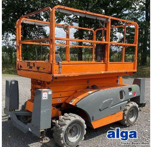 Haulotte Compact 12 DX, Geländegängig, Kubota, 12,15m - Кревач ножица: слика 1 Haulotte Compact 12 DX, Geländegängig, Kubota, 12,15m - Кревач ножица: слика 1