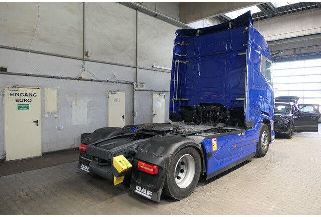 DAF XG+ 480 FT 4x2, 2x Tank, Standheizung, Klima - Камион влекач: слика 4 DAF XG+ 480 FT 4x2, 2x Tank, Standheizung, Klima - Камион влекач: слика 4