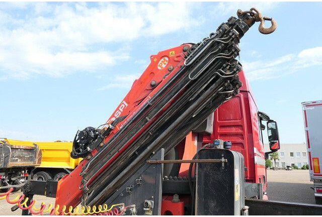 MAN 28.500 TGX 6x2, Kran PM 40528, Funk, Seilwinde - Камион влекач: слика 4 MAN 28.500 TGX 6x2, Kran PM 40528, Funk, Seilwinde - Камион влекач: слика 4