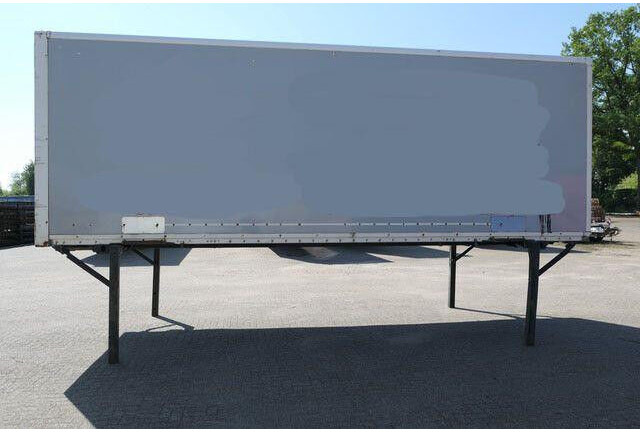 Kögel Wechselkoffer, BDF, Isoliert, Rolltor - Камион сандучар: слика 4 Kögel Wechselkoffer, BDF, Isoliert, Rolltor - Камион сандучар: слика 4