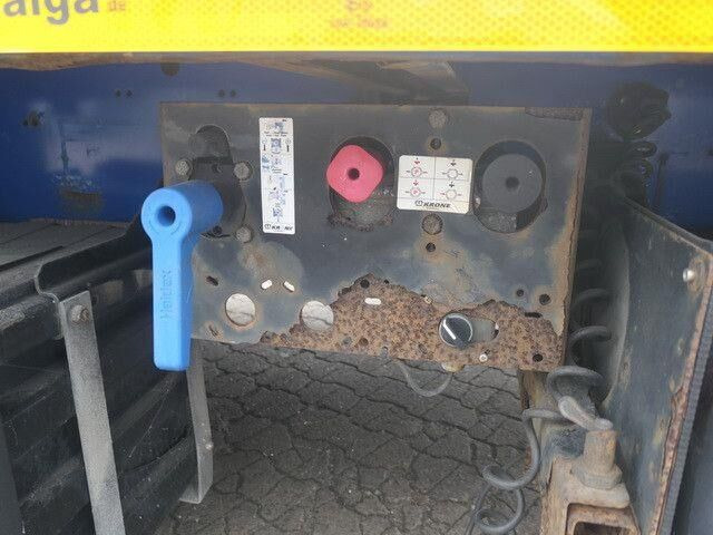 Полуприколка платформа Krone SD, Containerverschlüsse, Luft-Lift, BPW, Rungen: слика 9 Полуприколка платформа Krone SD, Containerverschlüsse, Luft-Lift, BPW, Rungen: слика 9