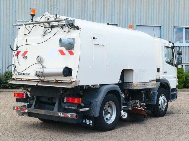 Mercedes-Benz 1518 LKO Atego 4x2, Kobit-Aufbau, 8m³,Wassertank - Возило за метење: слика 3 Mercedes-Benz 1518 LKO Atego 4x2, Kobit-Aufbau, 8m³,Wassertank - Возило за метење: слика 3