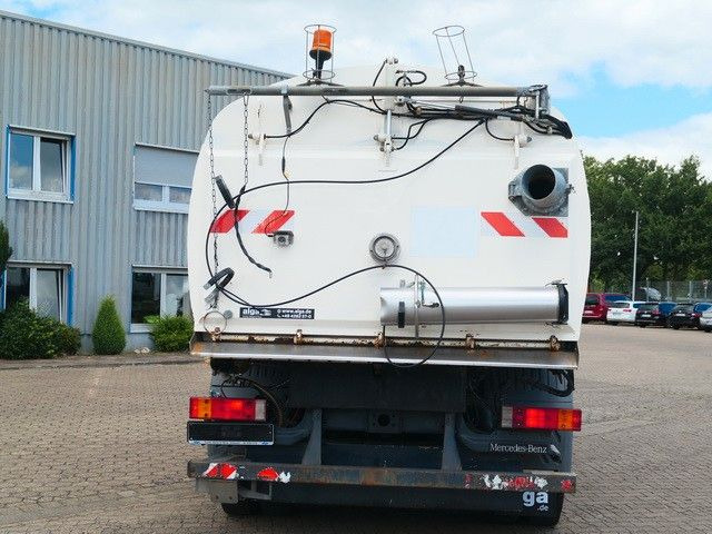 Mercedes-Benz 1518 LKO Atego 4x2, Kobit-Aufbau, 8m³,Wassertank - Возило за метење: слика 4 Mercedes-Benz 1518 LKO Atego 4x2, Kobit-Aufbau, 8m³,Wassertank - Возило за метење: слика 4