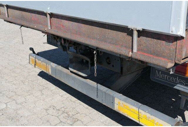 Камион со платформа Mercedes-Benz 1844 L Actros 4x2, Hiab 144E-3, Funk, Voll-Luft: слика 10 Камион со платформа Mercedes-Benz 1844 L Actros 4x2, Hiab 144E-3, Funk, Voll-Luft: слика 10
