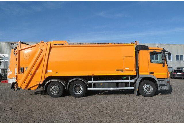 Mercedes-Benz 2532 L Actros 6x2,Schörling, Terberg, Lenk-Lift - Камион за ѓубре: слика 5 Mercedes-Benz 2532 L Actros 6x2,Schörling, Terberg, Lenk-Lift - Камион за ѓубре: слика 5
