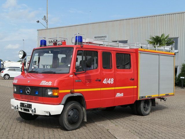Mercedes-Benz 814 D/Feuerwehr/Metz/Wassertank/Pumpe - Противпожарен камион: слика 4 Mercedes-Benz 814 D/Feuerwehr/Metz/Wassertank/Pumpe - Противпожарен камион: слика 4
