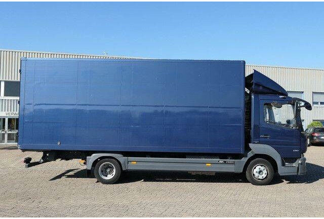 Mercedes-Benz 818 Atego 4x2, 6.200mm lang, Möbel, Klima - Камион сандучар: слика 2 Mercedes-Benz 818 Atego 4x2, 6.200mm lang, Möbel, Klima - Камион сандучар: слика 2