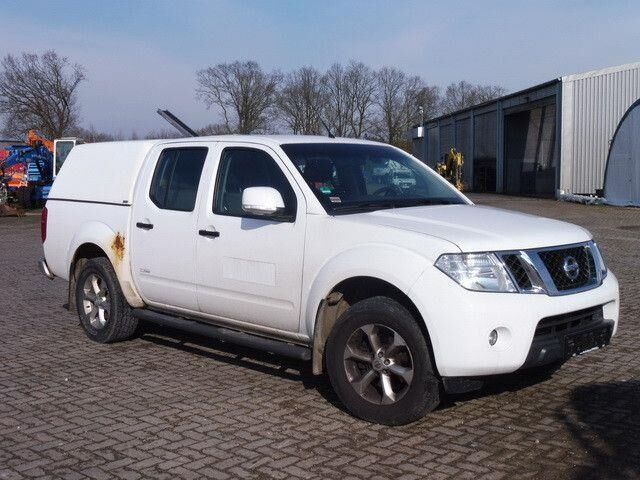 Nissan Navara 2.5 Tdi 4x4, DOKA, Pickup, Klima, AHK - Комбе со отворен сандак: слика 3 Nissan Navara 2.5 Tdi 4x4, DOKA, Pickup, Klima, AHK - Комбе со отворен сандак: слика 3