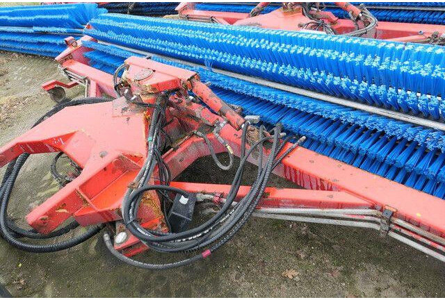 Schmidt CJS 914 Super Walzenbürste, Kehrbesen, 4.2mtr. - Метла: слика 3 Schmidt CJS 914 Super Walzenbürste, Kehrbesen, 4.2mtr. - Метла: слика 3