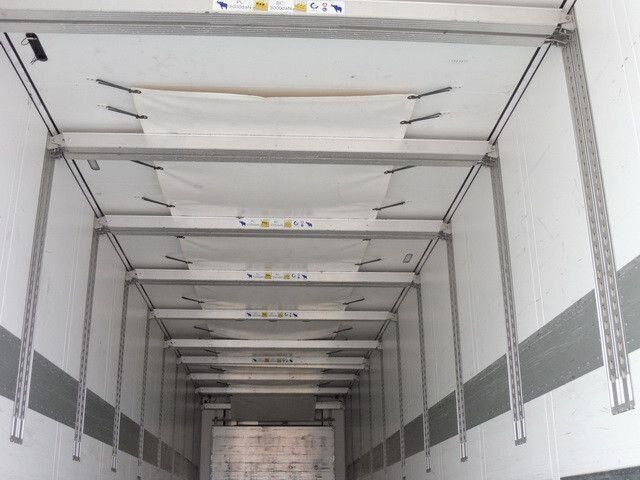 Полуприколка ладилник Schmitz Cargobull SKO 24/L - 3.4 FP,, Doppelstock, Thermo King: слика 9 Полуприколка ладилник Schmitz Cargobull SKO 24/L - 3.4 FP,, Doppelstock, Thermo King: слика 9