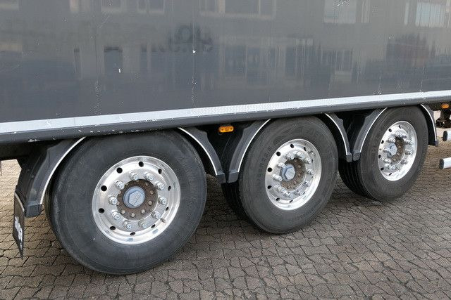 Stas S300ZX, 10mm Boden, 91m³, Funk, Alu-Felgen - Полуприколка со подвижен под за истовар: слика 4 Stas S300ZX, 10mm Boden, 91m³, Funk, Alu-Felgen - Полуприколка со подвижен под за истовар: слика 4
