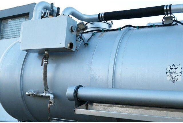 Tank Saug Truck XXL 18,Kanalreiniger,Pumpe,Alu-Felgen - Вакуумски камион: слика 3 Tank Saug Truck XXL 18,Kanalreiniger,Pumpe,Alu-Felgen - Вакуумски камион: слика 3