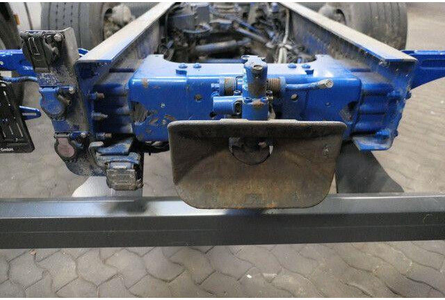 Volvo FH 500 6x2, BDF, Lenk-Lift,Standklima,VEB-Bremse - Камион со кабинска шасија: слика 5 Volvo FH 500 6x2, BDF, Lenk-Lift,Standklima,VEB-Bremse - Камион со кабинска шасија: слика 5