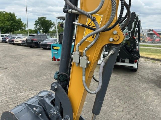 XCMG XE35, Gummikette, Greifer + Hammer, Klima,Yanmar - Мини багер: слика 5 XCMG XE35, Gummikette, Greifer + Hammer, Klima,Yanmar - Мини багер: слика 5
