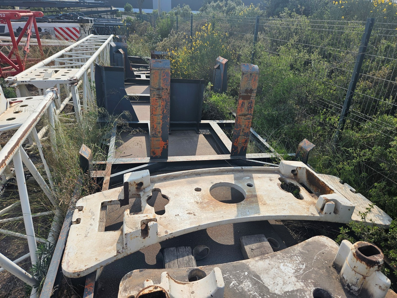 GROVE GMK 5200 - Мобилен кран: слика 2 GROVE GMK 5200 - Мобилен кран: слика 2