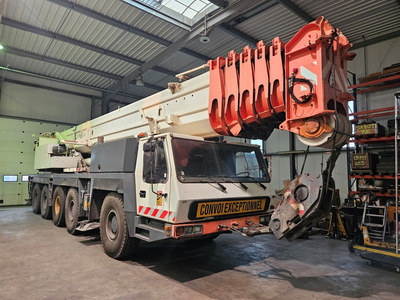 GROVE GMK 5200 - Мобилен кран: слика 1 GROVE GMK 5200 - Мобилен кран: слика 1