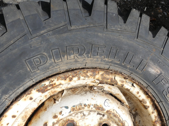 2 Roues pour engin de chantier Pirelli FS40 - Комплетно тркало за Трактор: слика 3 2 Roues pour engin de chantier Pirelli FS40 - Комплетно тркало за Трактор: слика 3