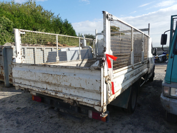 Camionnette benne basculante Iveco 35C10 (2006-196.690 km) - Комби кипер: слика 3 Camionnette benne basculante Iveco 35C10 (2006-196.690 km) - Комби кипер: слика 3