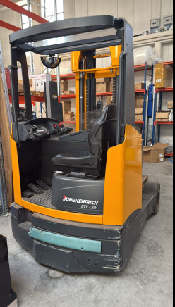 Chariot élevateur porté debout JUNGHENRICH ETV C20 - Вилушкар со подигнување: слика 2 Chariot élevateur porté debout JUNGHENRICH ETV C20 - Вилушкар со подигнување: слика 2