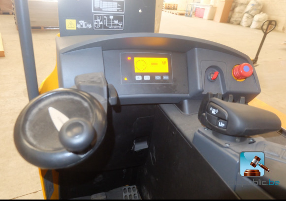 Chariot élevateur porté debout JUNGHENRICH ETV C20 - Вилушкар со подигнување: слика 4 Chariot élevateur porté debout JUNGHENRICH ETV C20 - Вилушкар со подигнување: слика 4