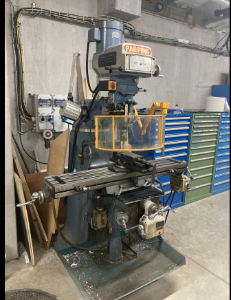 Fraiseuse - Столбна дупчалка: слика 1 Fraiseuse - Столбна дупчалка: слика 1